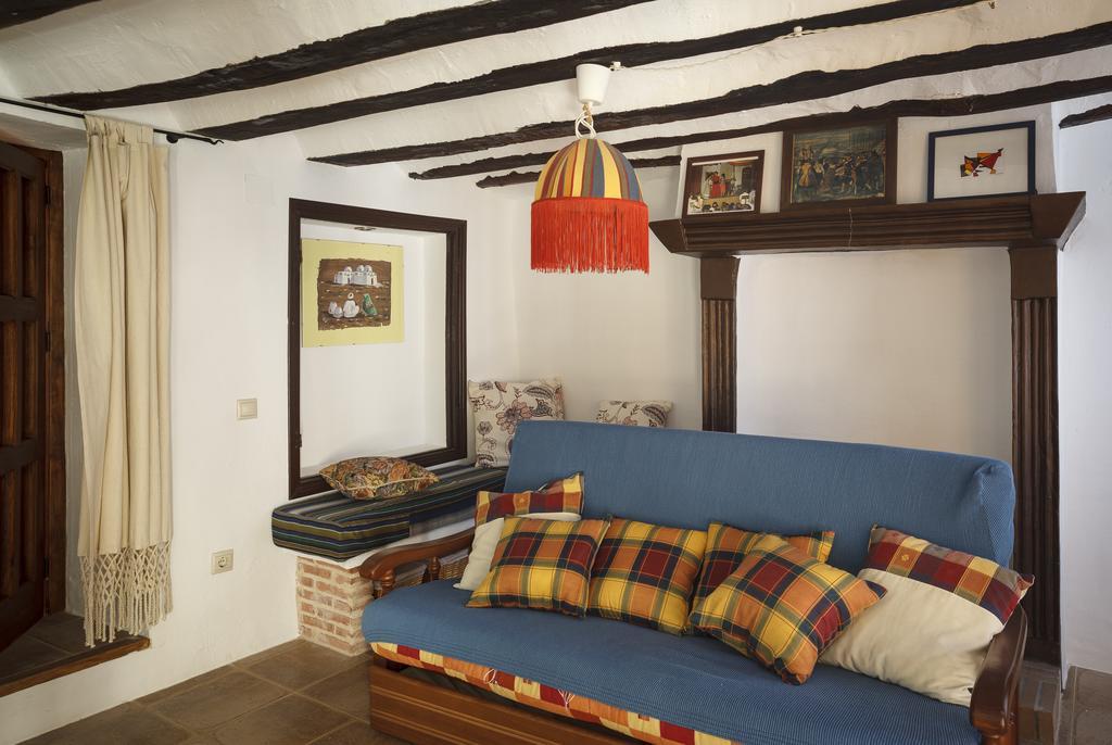 La Casa Del Tio Venancio Pension Caracenilla Buitenkant foto